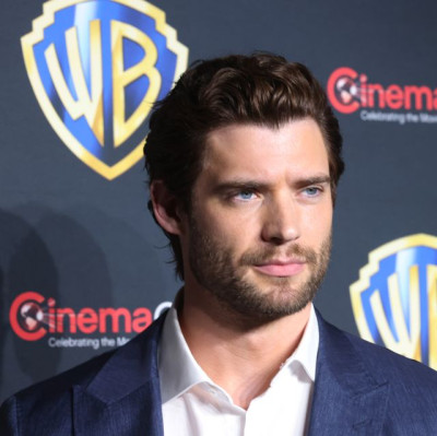david-corenswet-promotes-the-upcoming-film-superman-at-the-news-photo-1750145952.pjpeg.jpg